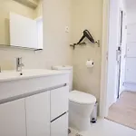 Lovelystay - Light & Comfy Flat