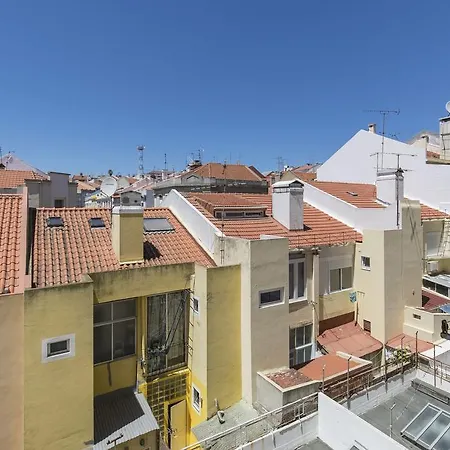 Lovelystay - Light & Comfy Flat Lisbona