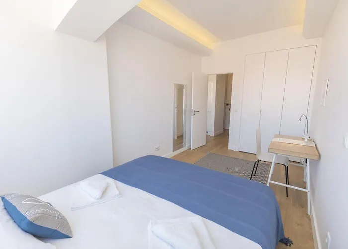 Lovelystay - Light & Comfy Flat *