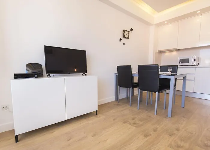 Lovelystay - Light & Comfy Flat * Lisboa